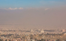 尼泊尔首都加德满都空气质量持续恶化 公众健康受考验