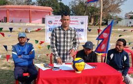 कोहलपुरमा खुला पुरुष भलिबल प्रतियोगिता हुँदै