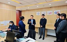 驻尼泊尔大使张茂明考察加德满都中国签证申请服务中心 助力中尼人员往来便利化