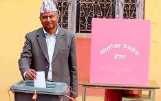 दाङ– २ मा एमाले महासचिव पोखरेलद्वारा मतदान