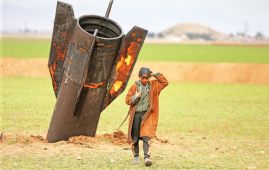 Iran strikes Israel, US bases