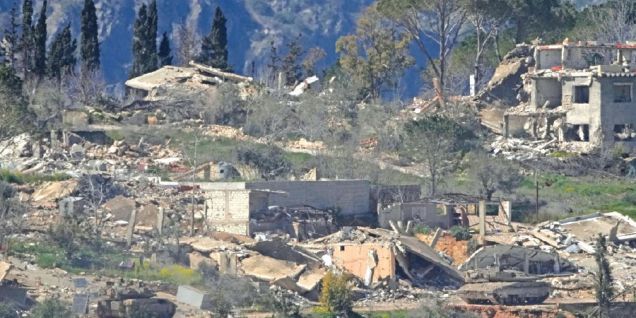 Lebanese parliament extends term by two years