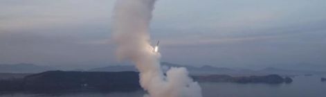 朝鲜“崔贤”号驱逐舰进行战略巡航导弹试射 金正恩观看