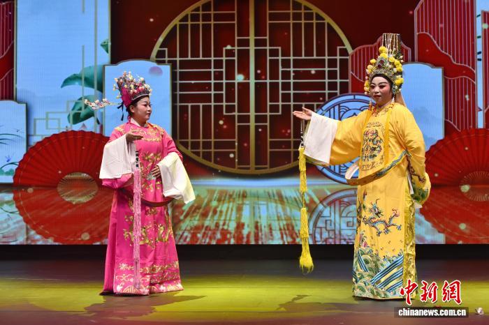 dadb93b6-b9e8-4f4b-84c1-9fe90b39fa89_zsite