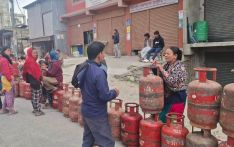 जुम्लामा ग्यास लिनेको भीड, प्रशासनले सुरु गर्‍यो अभिलेख प्रणाली