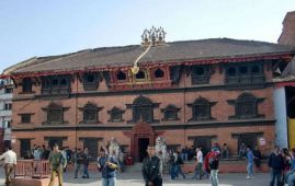 जीवित देवी कुमारीलाई वसन्तपुरस्थित कुमारी घर ल्याइयो