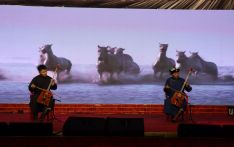 【视频】第三届蓝毗尼国际和平节音乐会: 马头琴齐奏《万马奔腾》《黑木日》