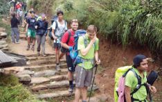 एक पर्यटक एक पथप्रदर्शक