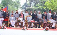 尼泊尔十五名新任命部长宣誓就职