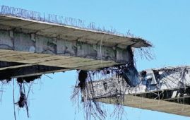 Iran hits Kuwait, blasts rock Tehran