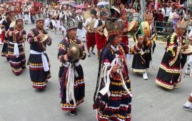 आज ट्होटें, कास्कीका दुई पालिकामा बिदा