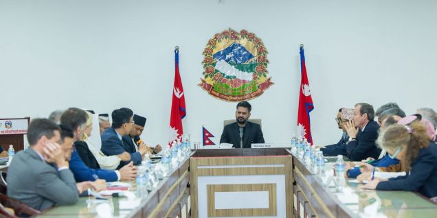 中国驻尼大使张茂明等多国使节集体拜会尼泊尔新总理