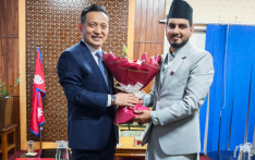 张茂明大使拜会尼泊尔新任基础设施、交通和城市发展部部长苏尼尔・拉姆萨尔