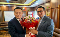 张茂明大使拜会尼泊尔新任财政部部长斯瓦尼姆∙瓦格勒