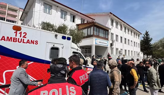 Teenager kills nine, wounds 13 in Turkey school shooting