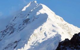 अन्नपूर्ण क्षेत्रका हिमालमा आरोहण,सगरमाथा क्षेत्रको बाटै खुलेन