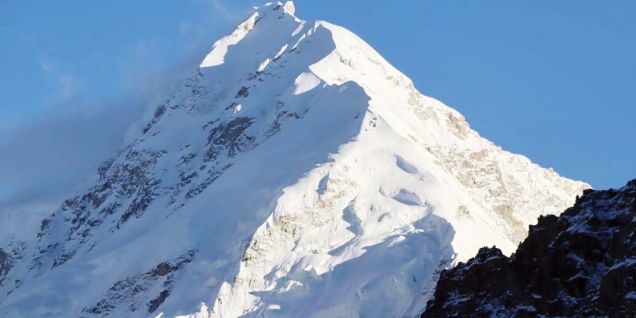 अन्नपूर्ण क्षेत्रका हिमालमा आरोहण,सगरमाथा क्षेत्रको बाटै खुलेन