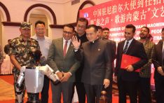 中国智能机器人、机器狗亮相尼泊尔外交盛会 一礼一演吸睛全场