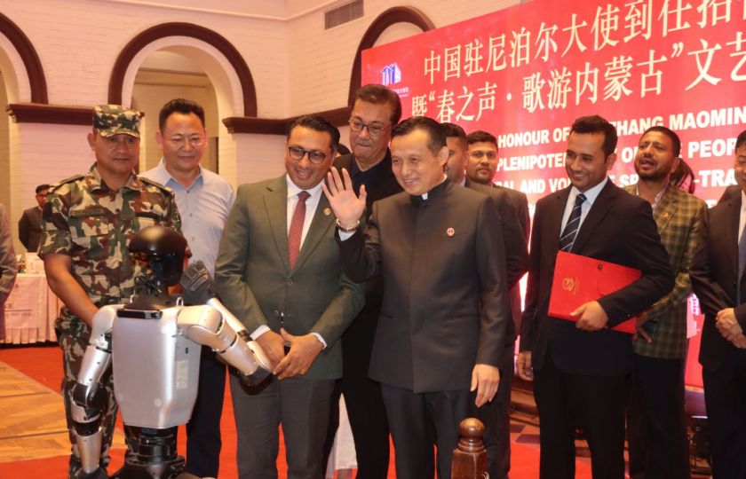 视频| 中国智能机器人、机器狗亮相尼泊尔外交盛会 一礼一演吸睛全场