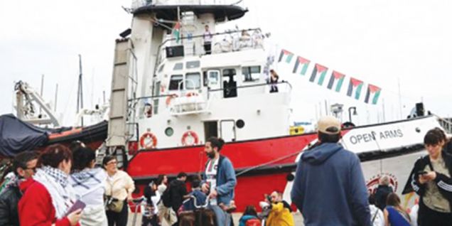 Israel detains Gaza flotilla activists in Crete